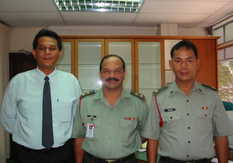 Keepsake photo with Lt Col Azmi
